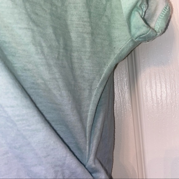 Liz Lange for Target Maternity Ombre T-Shirt - Picture 3 of 8